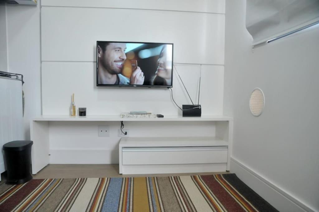 609-Apartamento Encantador, Com 1 Vaga De Garagem, Todo Mobiliado E Decorado, Edificio Com Academia, Lavanderia, Excelente Localizacao No Reboucas, Proximo Ao Batel E Centro Куритиба Экстерьер фото